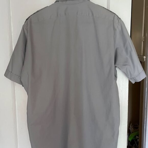 Pilot-style shirt in steel grey - made in 🇨🇦 - Picture 5 of 7